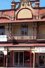 Woolloongabba Art Gallery - Accommodation Bookings 2