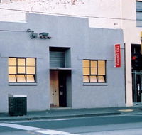 Red Gallery - Accommodation Bookings