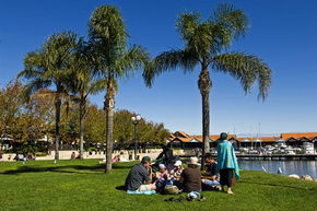 Hillarys Boat Harbour - Accommodation Bookings 3