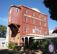 The York Mill - Accommodation Bookings