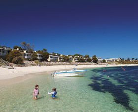 Geordie Bay - Accommodation Bookings 0