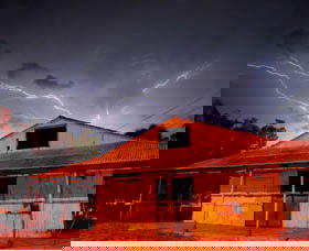Red Dirt Photographic Gallery - Accommodation Bookings 0