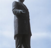 Piesse Memorial Statue - Accommodation Bookings