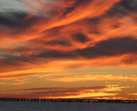 One Mile Jetty Top Trail - Accommodation Bookings 0