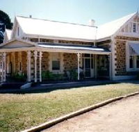 The Pines Loxton Historic House and Garden - Accommodation Bookings