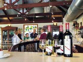 D'Arenberg Vineyard And Winery - Accommodation Bookings 0