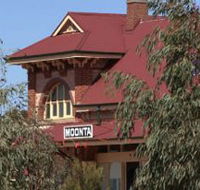 Moonta Tourist Office - Accommodation Bookings