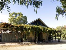 Lake Breeze Wines - Accommodation Bookings 0