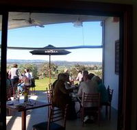 Tenafeate Creek Wines - Accommodation Bookings