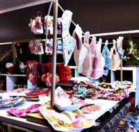 Under The Oak Handmade Gallery and Gifts - Accommodation Bookings