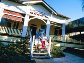 Landsborough QLD Accommodation Bookings