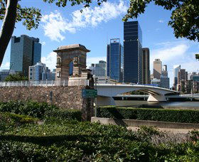 Former Victoria Bridge Abutment (Memorial) - Accommodation Bookings 0