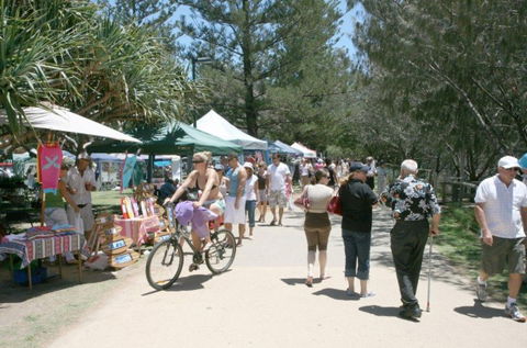 Broadbeach Beachfront Markets - Accommodation Bookings 5