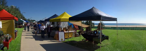 Broadbeach Beachfront Markets - Accommodation Bookings 7