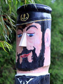 Maryboroughs Bollards - Accommodation Bookings 0