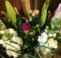 Alpine Blooms Florist Mansfield - Accommodation Bookings