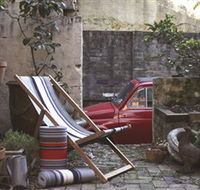 Ici et la - Accommodation Bookings