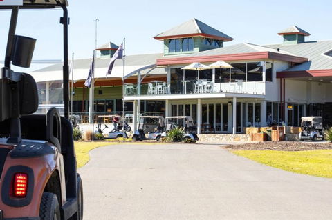Club Catalina - Accommodation Bookings 4