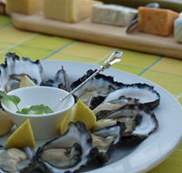 Oyster Shed on Wray Street - Accommodation Bookings