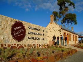 Oliver's Taranga Vineyard - Accommodation Bookings 0