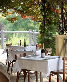 Kellybrook Winery, Kelly Brothers Cider & Riders Brew Co. - Accommodation Bookings 3