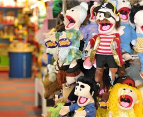 Geppetto's Workshop - Accommodation Bookings 2