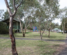 Lake Inverell Reserve - Accommodation Bookings 1