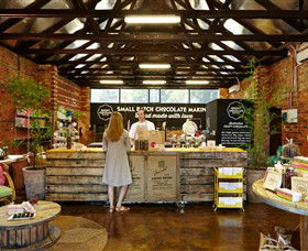 Bright Chocolate - Accommodation Bookings 1