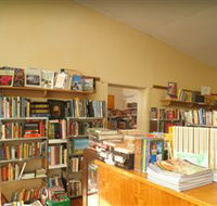 Corryong Browsers Bookshop - Accommodation Bookings