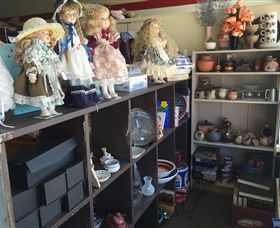 Corryong Op Shop - Accommodation Bookings 2