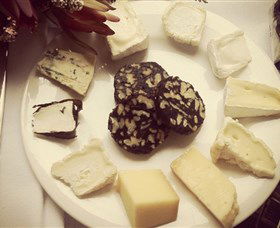 McIntosh & Bowman Cheesemongers - Accommodation Bookings 7