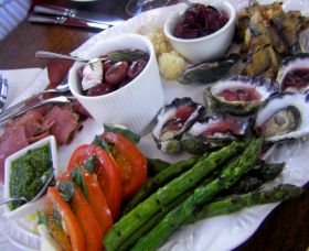 VictorsFood - Accommodation Bookings 2
