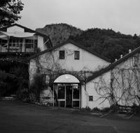 Amphora Wine Group - Accommodation Bookings