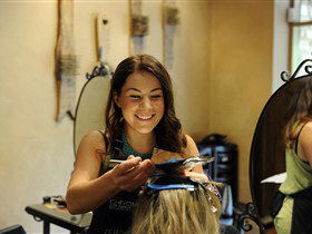 Cocos Hair And Day Spa - Accommodation Bookings 2
