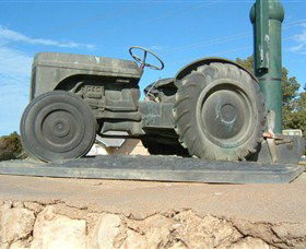 Ferguson Tractor Monument - Accommodation Bookings 0
