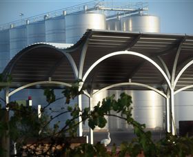 Andrew Peace Wines - Accommodation Bookings 1
