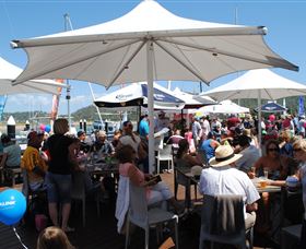 Live Entertainment At Magnetic Island - Accommodation Bookings 2
