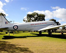 Douglas DC3 Dakota - Accommodation Bookings 0
