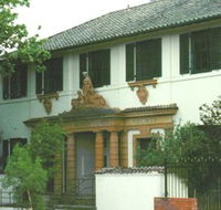 Two-Foot Heritage Walk - Accommodation Bookings