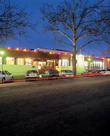 Narrandera Ex-Serviceman Club - Accommodation Bookings 0
