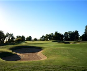Black Bull Golf Club - Accommodation Bookings 3