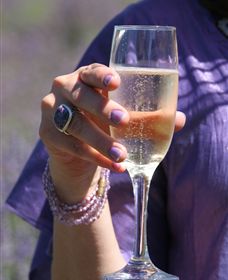 Yuulong Lavender Estate - Accommodation Bookings 4