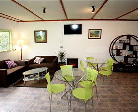 Yuulong Lavender Estate - Accommodation Bookings 6