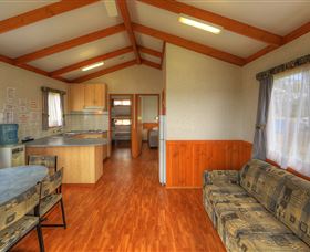 Inland Waters Holiday Parks Lake Burrendong - Accommodation Bookings 6