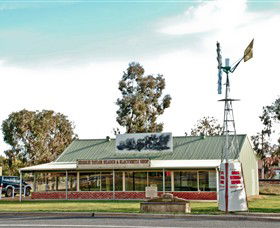 Headlie Taylor Header And Blacksmiths Shop - Accommodation Bookings 0