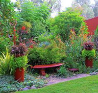 Out of Town Nursery and Humming Garden - Accommodation Bookings