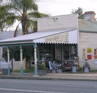 Lady Gails Bookshop and Curios - Accommodation Bookings
