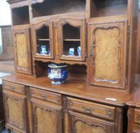 Pegasus Antiques - Accommodation Bookings