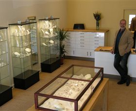 Ixtlan Melbourne Jewellery Store - Accommodation Bookings 1