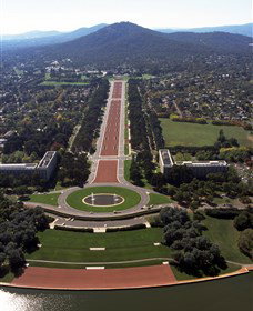 ANZAC Parade - Accommodation Bookings 0